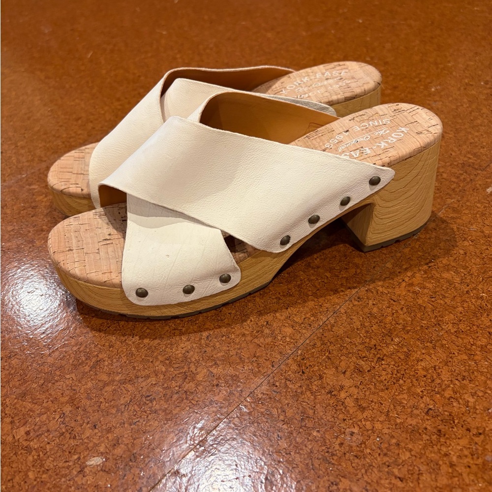 Kork-Ease Women’s Cream Cross-Band Clog Mules